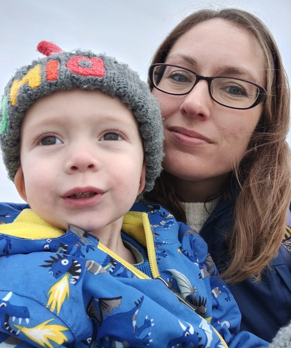 Laura Fanthorpe with her son Arthur outside with the gray sky in the background.  (Image: Laura Fanthorpe)