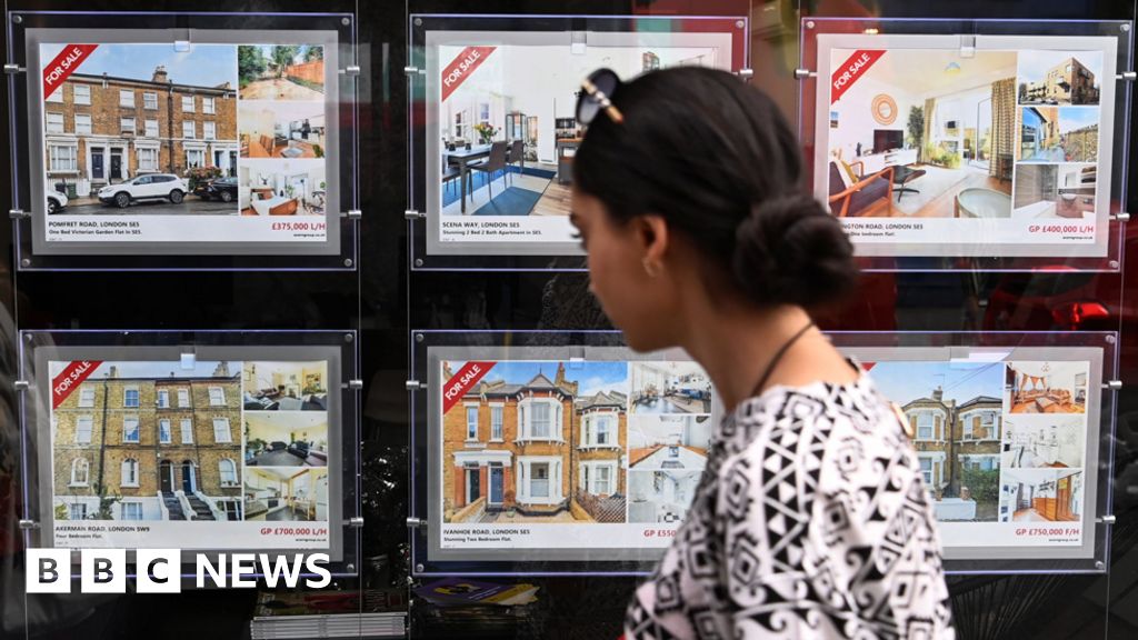 Average five-year fixed mortgage rate is above 6% - BBC News